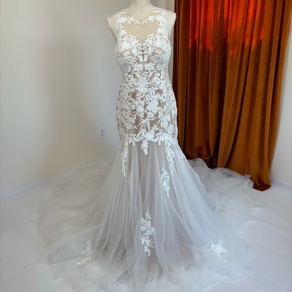 NWT Monica Loretti Luminosa 8232 Fit & Flare Cutout Back Wedding Dress Size 14 - Picture 11 of 12